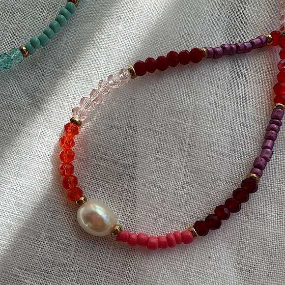 Necklace and earrings combo - Picture 4 of 7